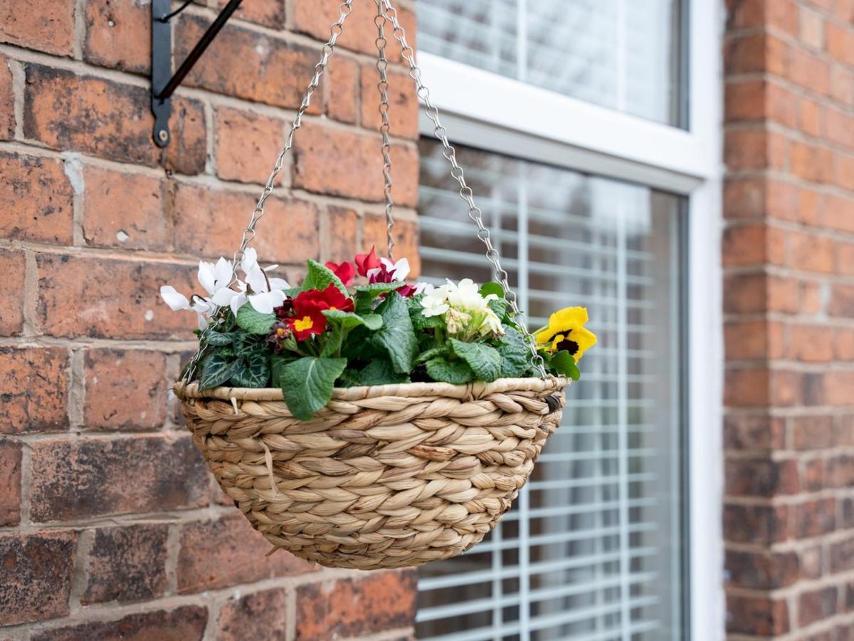 Pass The Keys Cosy, 2-Bed Home In Popular Handbridge - Parking Chester Exteriér fotografie